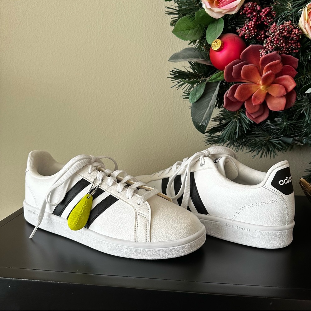 Adidas Neo Cloudfoam Sneakers Men’s 9.5 White Black Casual Comfort Shoes - Picture 1 of 16
